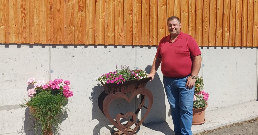 Stefan Riepl zum neuen Bezirksvorsitzenden gew&auml;hlt
